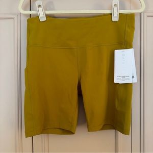 Athleta Ultimate Stash Pocket 7in Short